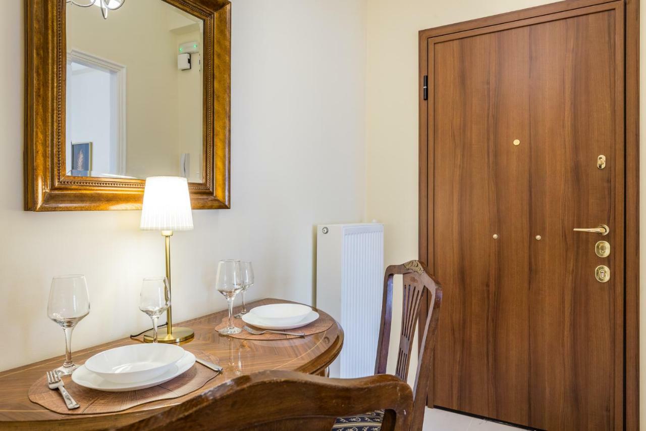 Chic Flat In Kolonaki Next To American Embassy Athén Kültér fotó